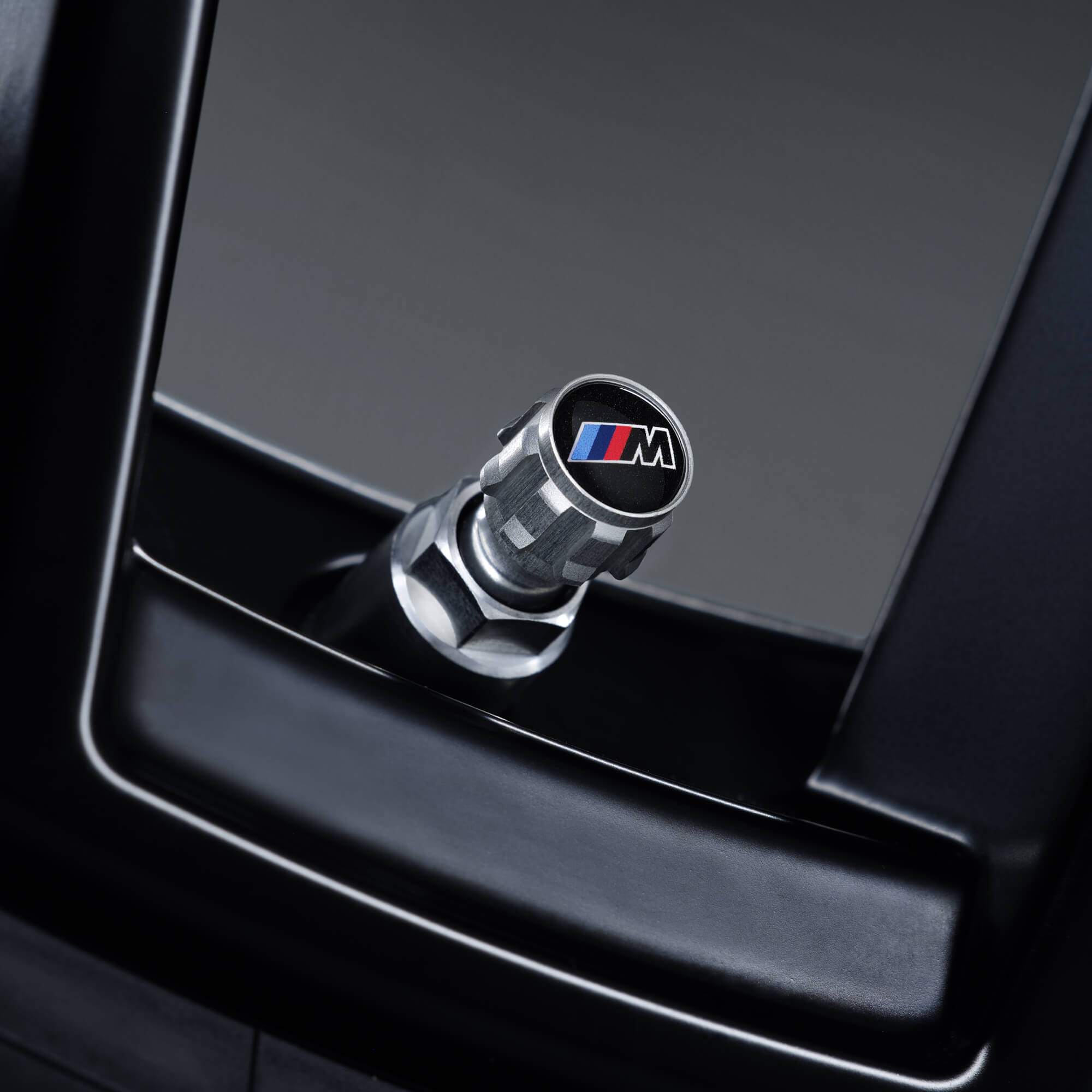 Nakrętki na wentyle BMW M zestaw 36105B5C8E5 36115BBDFC8