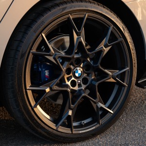 Koła letnie BMW 21” M Performance Cross Spoke 943M Seria 5 (G60/G61) 36115A8E0D0