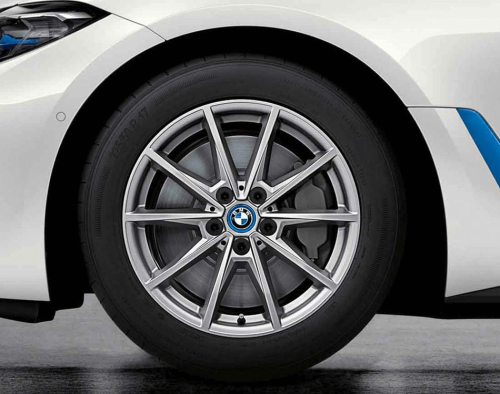 Koła zimowe BMW 17” V-Spoke 851 Seria 4, i4 Gran Coupé (G26) 36115A45DE2